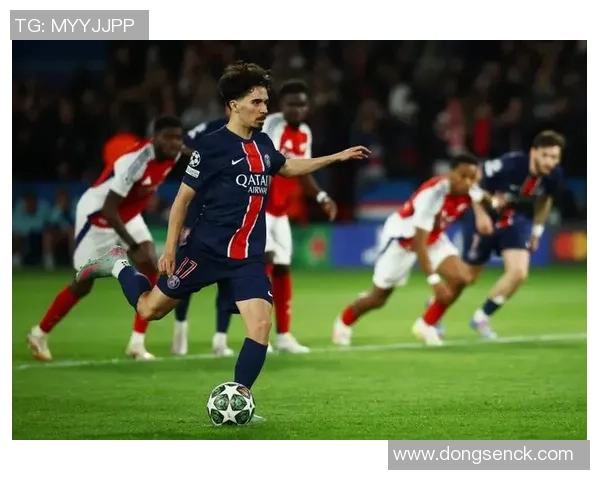 英超激战巴黎圣日耳曼逆转波尔图争议判罚引发全场沸腾